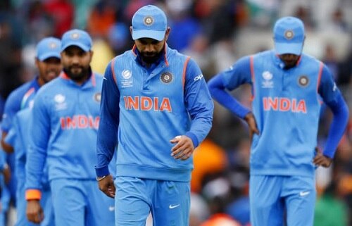 ICC ODI rankings: India slip to No 2 as England claim top spot টেস্টে এক নম্বরেই থাকলেও, একদিনের র‌্যাঙ্কিংয়ে শীর্ষস্থান হারাল ভারত