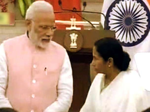 Mamata greets PM Modi on his birthday আজ প্রধানমন্ত্রীর জন্মদিন, অভিনন্দন জানালেন মুখ্যমন্ত্রী