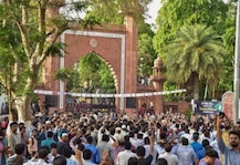 জিন্না বিতর্কে আলিগড়ের ছাত্রদের পাশেই দাঁড়ালেন প্রাক্তন উপ রাষ্ট্রপতি হামিদ আনসারি