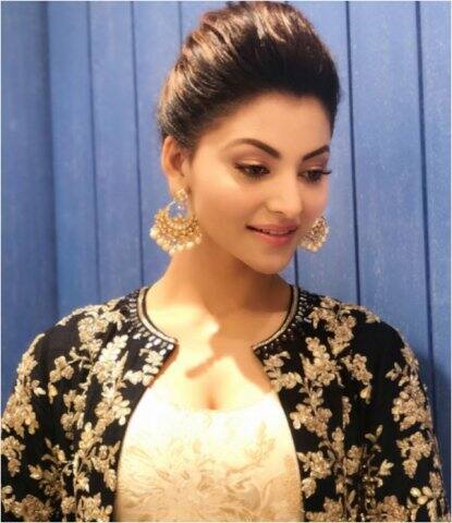 ২০১১ সালে মিস এশিয়ান সুপারমডেল শিরোপা জেতেন ঊর্বশী। ২০১৫ সালে তিনি মিস ইন্ডিয়া শিরোপা জেতেন।