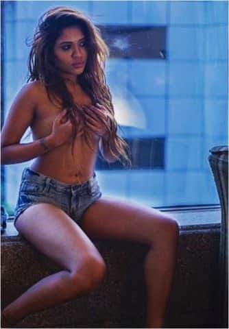 শুধু ইনস্টাগ্রামই নয়, ঋতু ফেসবুক ও টুইটারেও ভীষণ সক্রিয়। ছবি ইনস্টাগ্রাম