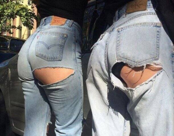 বাট-জিনসের ট্রেন্ড কতদিন জনপ্রিয় থাকে সেটাই দেখার। ছবি ইসন্টাগ্রাম।