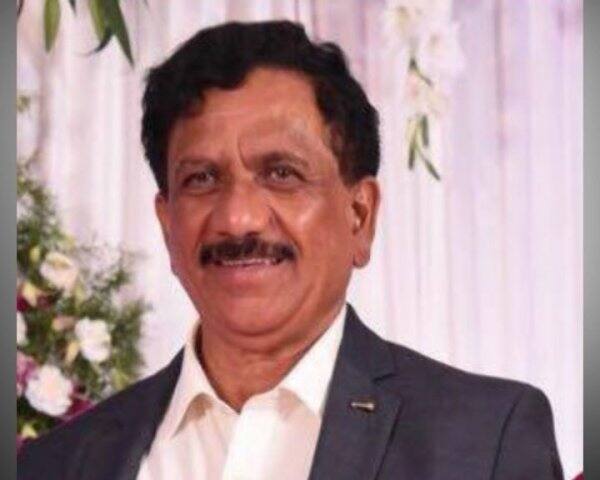 ইয়েদুরাপ্পা ঘনিষ্ঠ বিজেপি বিধায়ককে কর্নাটক বিধানসভার প্রোটেম স্পিকার নিয়োগ করে ফের বিতর্কে রাজ্যপাল, সুপ্রিম কোর্টে যেতে পারে কংগ্রেস Yeddy man Bopaiah is pro-tem speaker, to conduct floor test, Congress objects, likely to challange in Supreme Court ইয়েদুরাপ্পা ঘনিষ্ঠ বিজেপি বিধায়ককে কর্নাটক বিধানসভার প্রোটেম স্পিকার নিয়োগ করে ফের বিতর্কে রাজ্যপাল, সুপ্রিম কোর্টে যেতে পারে কংগ্রেস