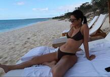 নিজের ৮-বছরের ছেলেকে দিয়ে এই বিকিনি-ছবি তোলালেন কোর্টনি কার্দাশিয়াঁ!