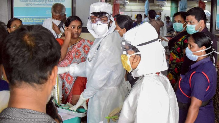 Condition of Nipah patient stable, says Kerala Health Minister KK Shailaja নিপায় আক্রান্ত রোগী স্থিতিশীল, জানালেন কেরলের স্বাস্থ্যমন্ত্রী, সমস্ত সাহায্যের আশ্বাস কেন্দ্রের