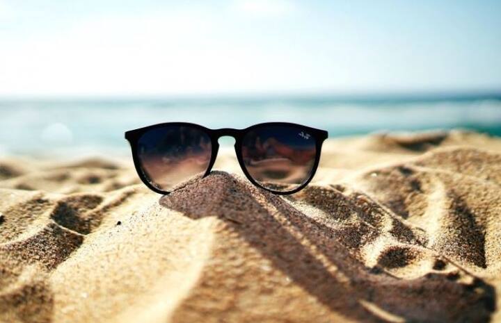 একটি গবেষণার ফলে বলা হয়েছে, এই পরামর্শগুলি মেনে চললে গরমের হাত থেকে বাঁচা যাবে। প্রয়োজনে বিশেষজ্ঞদের পরামর্শ নিতে পারেন। ছবি সৌজন্যে গুগল ফ্রি ইমেজ 