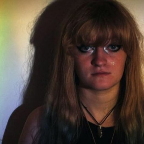 লিঙ্কন বিশ্ববিদ্যালয়ের মিডিয়া প্রোডাকশন কোর্সের ছাত্রী লুনা এখন স্বাভাবিক জীবনে ফিরে যাওয়ার চেষ্টা করছেন। ছবি -ফেসবুক