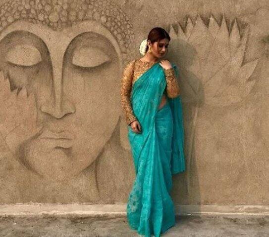 ২৭ বছরের জন্মদিনে ইন্সটাগ্রামে এই হট ছবিগুলো পোস্ট করে ঝড় তুলেছেন এনা