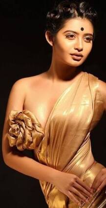 এনা সাহা, বাংলার এই অভিনেত্রী হট ছবি পোস্ট করে সোশ্যাল মিডিয়ায় ঝড় তুললেন