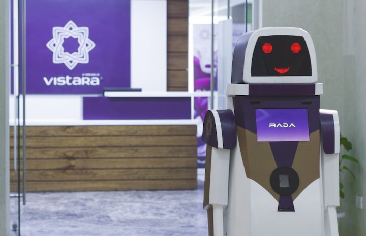 Robot to assist Vistara passengers at IGI airport দিল্লি বিমানবন্দরে যাত্রীদের সহায়তায় বসছে রোবট, উদ্যোগ ভিস্তারার