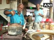 ‘মন কি বাত’-এ কুর্ণিশ করেন প্রধানমন্ত্রী, রাতারাতি বিখ্যাত কটকের এই চা-বিক্রেতা তথা শিক্ষক