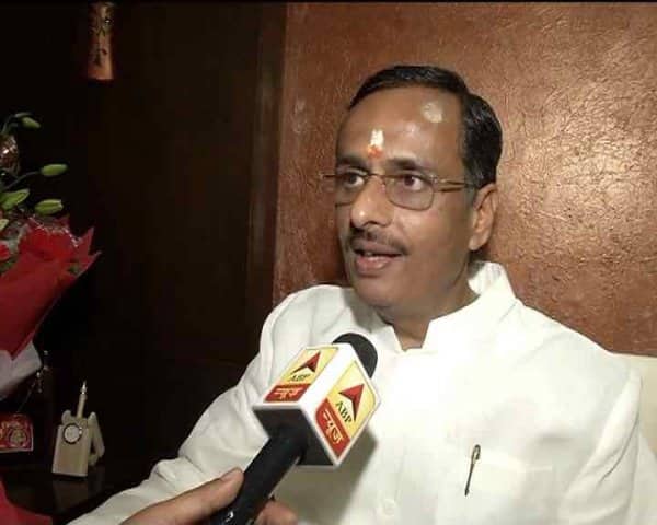 Journalism started during Mahabharata: UP deputy CM মহাভারতের সময় থেকেই সাংবাদিকতার শুরু, দাবি উত্তরপ্রদেশের উপমুখ্যমন্ত্রী দীনেশ শর্মার