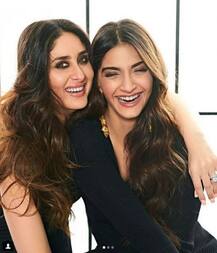 মুক্তি পেয়েছে ভীরে দি ওয়েডিং- সুইমিং পুলে সময় কাটালেন সোনম ও করিনা কপূর