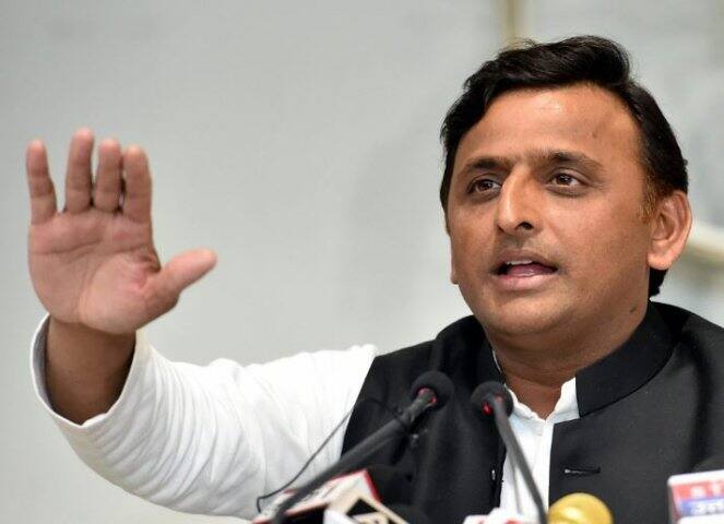 বিজেপি পারলে ২০১৯-এ লোকসভা ও বিধানসভা নির্বাচন একসঙ্গে করে দেখাক, চ্যালেঞ্জ অখিলেশের SP dares BJP to hold UP assembly and LS polls together in 2019 বিজেপি পারলে ২০১৯-এ লোকসভা ও বিধানসভা নির্বাচন একসঙ্গে করে দেখাক, চ্যালেঞ্জ অখিলেশের