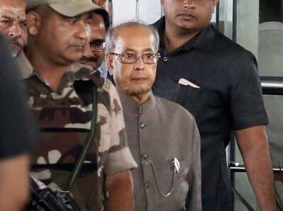 Former president Pranab Mukherjeec addresses an RSS event in Nagpur today আজ আরএসএসের সভায় প্রণবের বক্তৃতা, তোমার বক্তব্য বিকৃত করা হবে, আপত্তি জানিয়ে বললেন মেয়ে শর্মিষ্ঠা