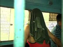 অভিযোগ, বন্দিদের মধ্যে সরবরাহ করতেন মদ, গাঁজা ও মোবাইল, আলিপুর সেন্ট্রাল জেলের চিকিৎসক গ্রেফতার