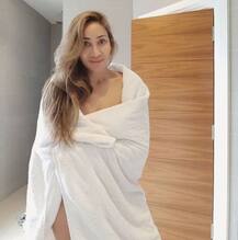 আপনার এক রাতের রেট কত? প্রশ্ন এক ব্যক্তির, কড়া জবাব সোফিয়া হায়াতের