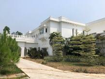 বহু সাধ্যসাধনার পর সরকারি বাংলো ছাড়লেন অখিলেশ যাদব, কী হাল করেছেন দেখুন