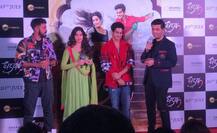 লিপ-লক থেকে বন্দুকের নল মাথায় ঠেকিয়ে জাহ্নবীর দাঁড়ানো, ধড়ক-এর প্রতিমুহূর্ত মনে করালো শ্রীদেবীকে