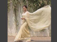 এই মহিলা মডেল বলিউডের এক ডাকসাইটে সুন্দরীর ভাইয়ের বউ, জিতেছেন সুন্দরী প্রতিযোগিতাও