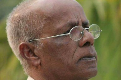 Prominent secular writer, publisher shot dead in Bangladesh	 বাংলাদেশে দোকান থেকে টেনে বের করে গুলি দুষ্কৃতীদের, খুন ধর্মনিরপেক্ষ লেখক ও প্রকাশক শাহজাহান বাচ্চু