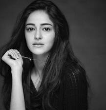 ইনস্টাগ্রামে নিজের ছবি শেয়ার করলেন স্টুডেন্ট অফ দ্য ইয়ার ২-র নায়িকা অনন্যা পান্ডে