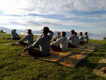 কলকাতায় আন্তর্জাতিক যোগ দিবস পালন সামরিক, উপকূলরক্ষী বাহিনী ও এনসিসি-র