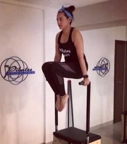 সোনাক্ষী সিনহাও সোশ্যাল মিডিয়ায় ওয়ার্কআউটের এই ভিডিও পোস্ট করেছেন। ছবি সৌজন্যে ইনস্টাগ্রাম 