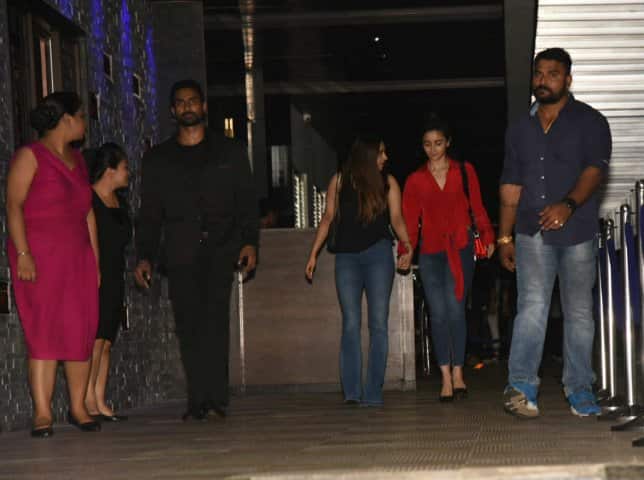 সব ছবি: মানব মঙ্গলানি