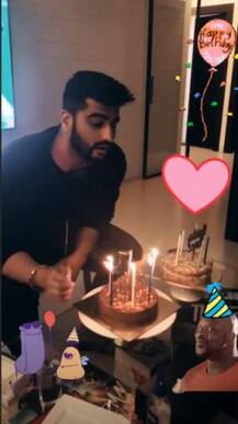 মায়ের মৃত্যুর পর দুই বোন মিলে সৎ দাদার জন্মদিন পালন করলেন, ছিলেন বাবা ও সৎ দিদিও, কে তাঁরা দেখুন