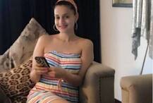 সোশ্যাল মিডিয়ায় ছবি পোস্ট করলেন আমিশা প্যাটেল