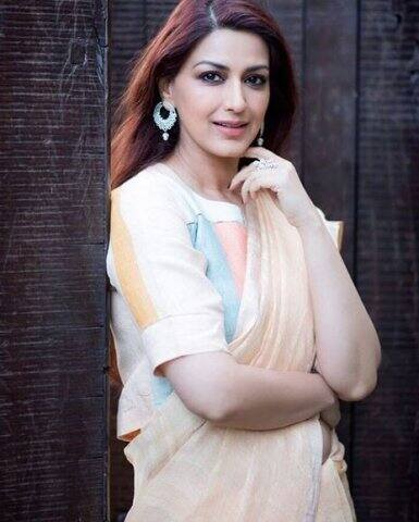 অপর এক চিকিৎসক অশোক বৈদ্য জানিয়েছেন, শরীরের কোন অংশে ক্যান্সার হয়েছে, সেটা যতক্ষণ না জানা যাচ্ছে, ততক্ষণ এ বিষয়ে কিছু বলা সম্ভব নয়। এই ধরনের ক্যান্সারের আলাদা ধরন ও পার্শ্ব-প্রতিক্রিয়া হয়। তাই কোন অংশে ক্যান্সার হয়েছে, সেটা জানা দরকার। ছবি সৌজন্যে ইনস্টাগ্রাম