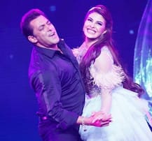 বর্তমানে জ্যাকলিন ফার্নান্ডেজ কারও সঙ্গে প্রেম কেন করছেন না, জানেন?