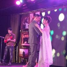 অক্ষয়ের সঙ্গে পা মেলাচ্ছেন, কে এই অভিনেত্রী? ছবি দেখুন