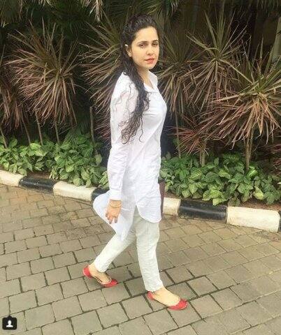 ছবিতে তাঁকে এক পাকিস্তানি মহিলার চরিত্রে দেখা যায়