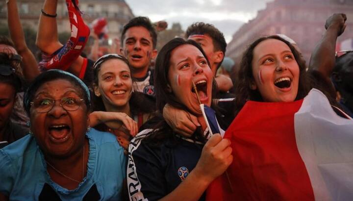 ফাইনালে ইংল্যান্ড ও ক্রোয়েশিয়ার মধ্যে দ্বিতীয় সেমি-ফাইনালে বিজয়ী দলের বিরুদ্ধে খেলবে ফ্রান্স। ছবি সৌজন্যে এপি