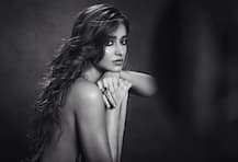 সাদা-কালোয় টপলেস ছবি দিয়ে ভক্তদের মোহিত করলেন ইলিয়ানা ডি’ক্রুজ