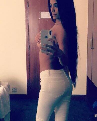 তিনি বলেন, ভারত বিশ্বকাপ জিতলে স্টেডিয়ামেই নগ্ন হবেন তিনি।