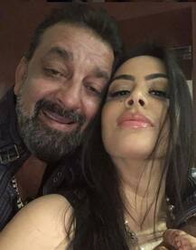 বাবার থেকে মেজাজ পেয়েছি, মায়ের থেকে হটনেস, বললেন সঞ্জয় দত্তের মেয়ে ত্রিশলা