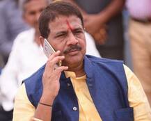 গুজরাতের প্রাক্তন মুখ্যমন্ত্রী শঙ্করসিং বাঘেলার ছেলে বিজেপিতে, বিঁধলেন রাহুলকে