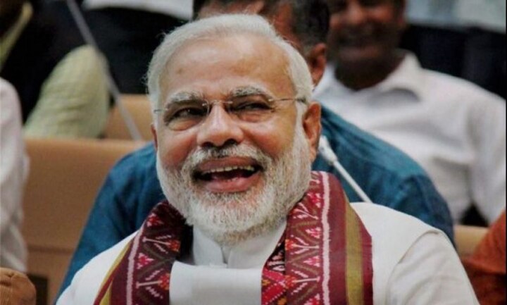 Modi gets an advice from Twitter user to smile more; here s how PM responds মোদীকে এক টুইটারাইটের পরামর্শ, একটু বেশি হাসবেন, জবাবে প্রধানমন্ত্রী কী বললেন দেখুন!