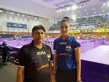 মৌমা দাস, মনিকা বাত্রাদের বিমানে উঠতে দিল না এয়ার ইন্ডিয়া