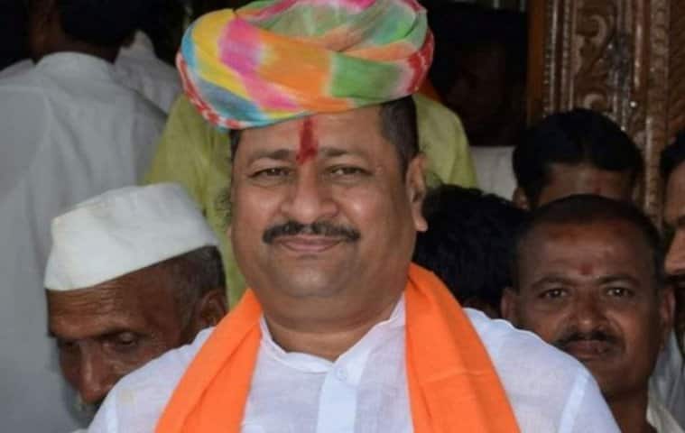 If I was home minister, I would have issued orders to shoot intellectuals, says BJP leader Basanagouda Patil Yatna আমি স্বরাষ্ট্রমন্ত্রী হলে বিদ্বজ্জনদের গুলি করতে বলতাম, বললেন এই বিজেপি নেতা