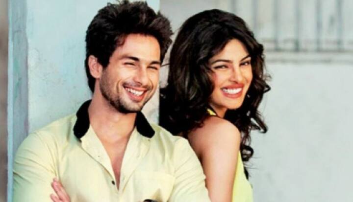 কামিনে ও তেরি মেরি কাহানি সিনেমার পর শাহিদ কপূরের সঙ্গেও প্রিয়ঙ্কার সম্পর্ক নিয়ে গুঞ্জন ছড়ায়। যদিও দুজনেই এই জল্পনা নিয়ে কোনও মন্তব্য করেননি।