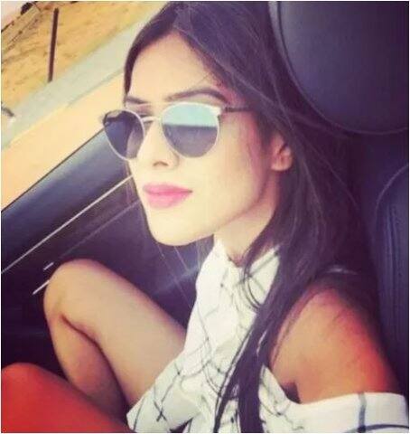 টুইটে এই লেখার সঙ্গে একটি ভিডিও ক্লিপও আপলোড করেছে পুলিশ। সেখানে, এই চ্যালেঞ্জের অন্তর্গত চলন্ত গাড়ি থেকে লাফাতে গিয়ে মানুষের কীভাবে চোট লাগছে, তা দেখিয়ে বলা হয়েছে, ‘কি কি’ চ্যালেঞ্জ অত্যন্ত বিপজ্জনক। ছবি-সোশ্যাল মিডিয়া