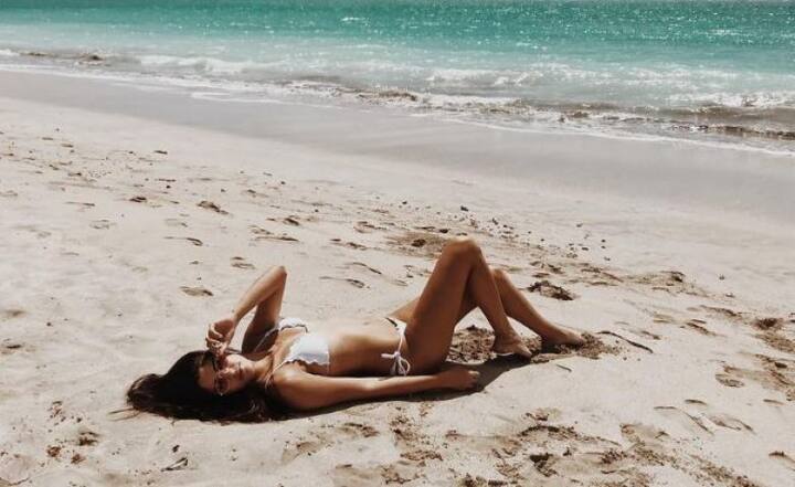 একটা সময় ভারতীয় ক্রিকেট দলের অধিনায়ক বিরাট কোহলির সঙ্গে ইজাবেলার সম্পর্ক নিয়ে জল্পনা জোর ছিল। ছবি-ইনস্টাগ্রাম