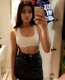 ইনি রাইসা সাউজানি- সানি লিওনের বায়োপিকে নায়িকার শৈশবের চরিত্রে রয়েছেন