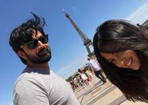 দেখুন! স্বামীর সঙ্গে প্যারিসে ছুটি কাটাচ্ছেন মুনমুন কন্যা রিয়া সেন