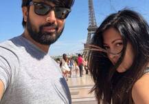 দেখুন! স্বামীর সঙ্গে প্যারিসে ছুটি কাটাচ্ছেন মুনমুন কন্যা রিয়া সেন