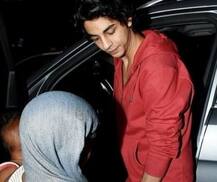 দেখুন! গরিব ছেলেমেয়েদের অর্থসাহায্য করছেন শাহরুখ পুত্র আরিয়ান